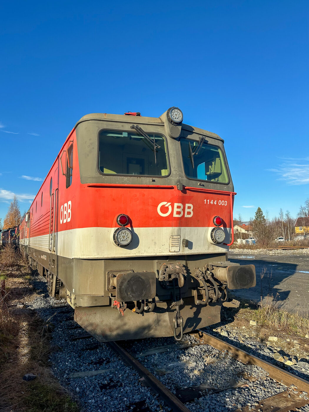 Railcare Lokverkstad upgrades historic 1144 locomotives, for a new future in Scandinavia.